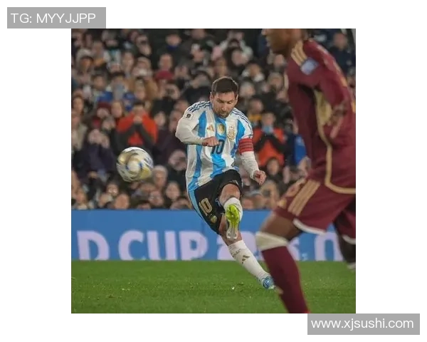 梅西挥洒足球天赋素描作品展现其不凡技艺与传奇风采 梅西挥洒足球天赋素描作品展现其不凡技艺与传奇风采