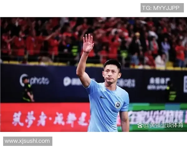 中国传奇足球巨星的辉煌生涯 中国传奇足球巨星的辉煌生涯